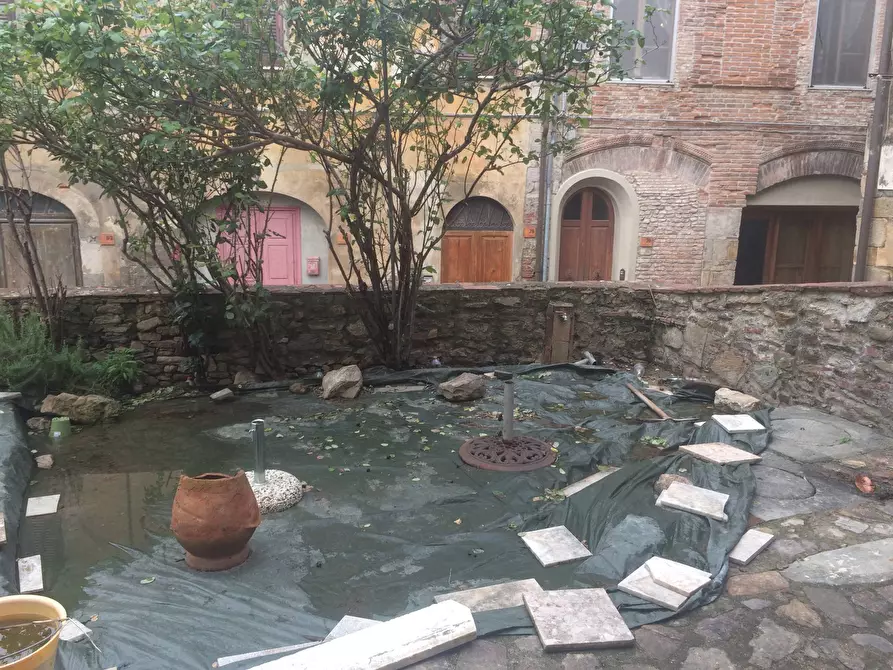 Immagine 10 di Casa indipendente in vendita  in via trombi a Vicopisano