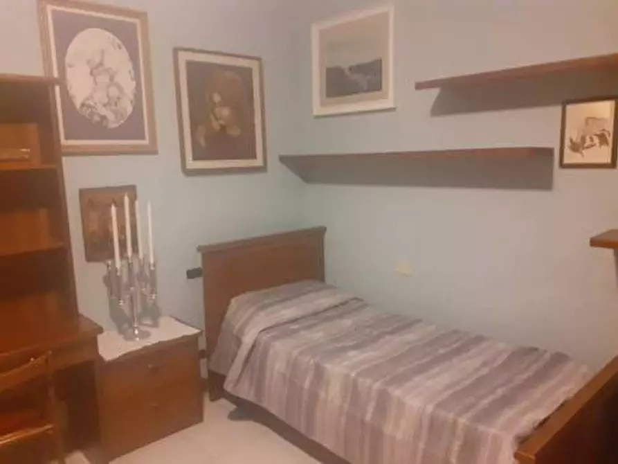 Immagine 8 di Appartamento in vendita  in Corso Garibaldi a Viareggio