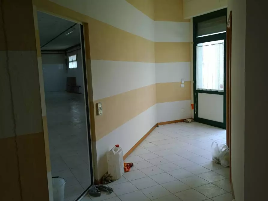 Immagine 3 di Attività commerciale in vendita  in Via Giuseppe Di Vittorio a Ponsacco