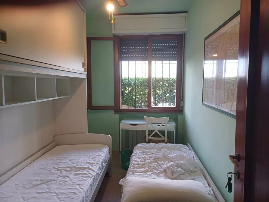 Immagine 6 di Camera in affitto  in via pungilupo a Pisa