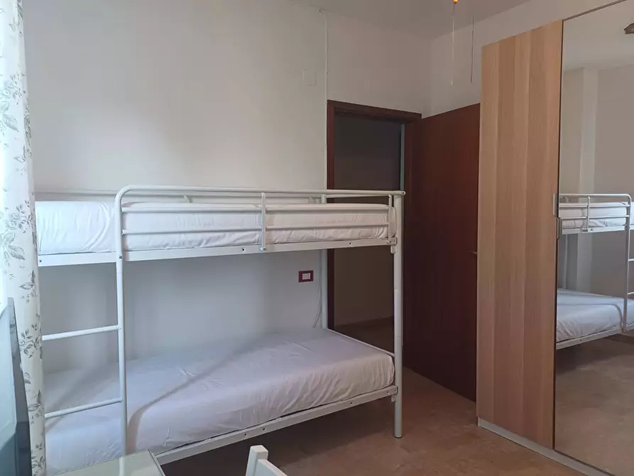 Immagine 9 di Camera in affitto  in via pungilupo a Pisa