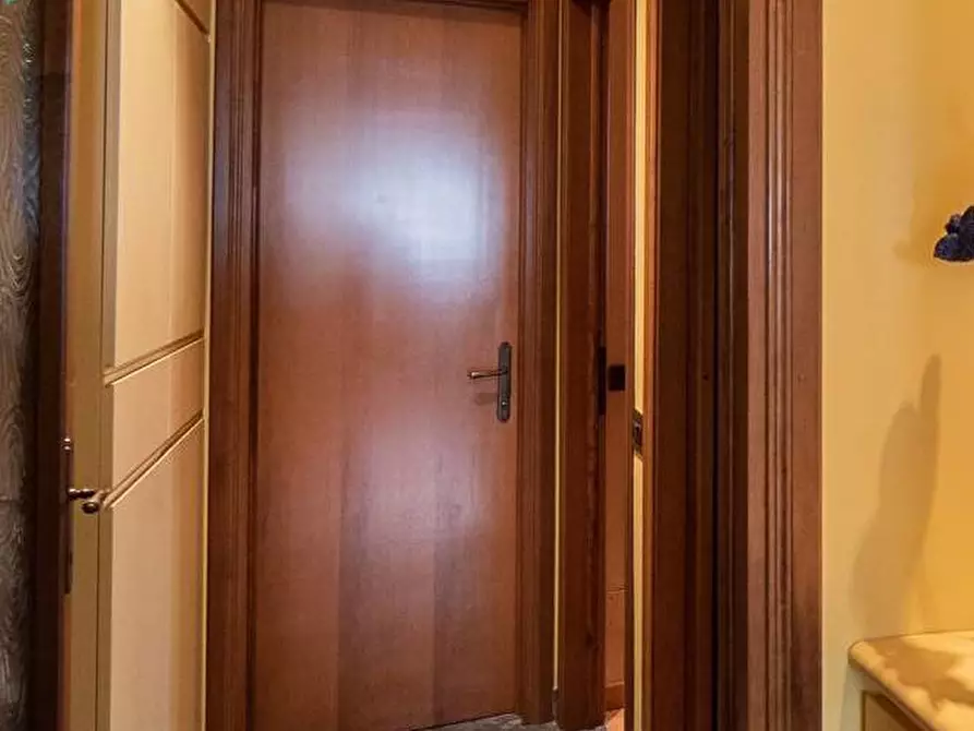 Immagine 3 di Appartamento in vendita  in Corso Garibaldi a Viareggio