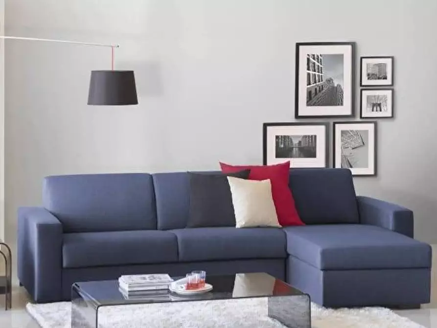 Immagine 4 di Appartamento in vendita  in Corso Garibaldi a Viareggio