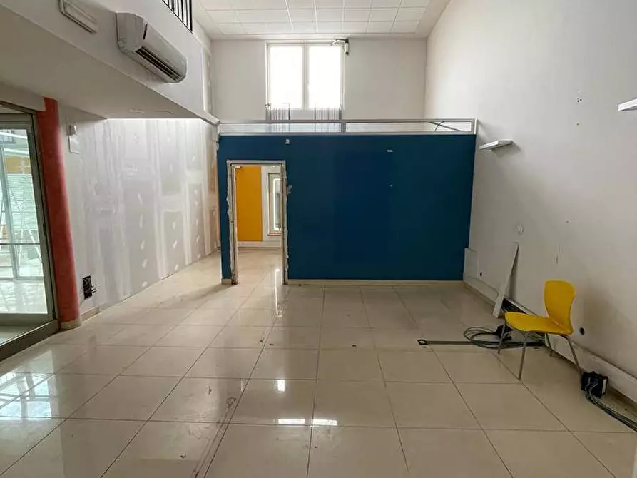 Immagine 3 di Ufficio in affitto  in Via Lampredi a Livorno