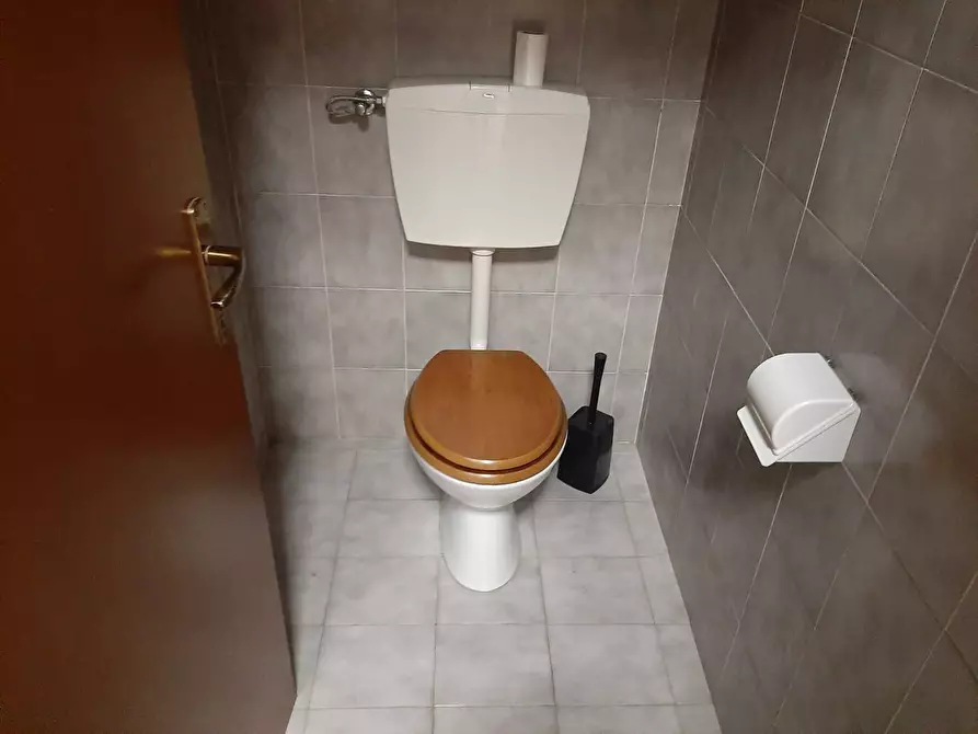 Immagine 8 di Ufficio in affitto  in via tosco romagnola a Cascina