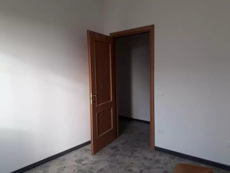 Immagine 8 di Ufficio in vendita  in toscoromagnola a Cascina