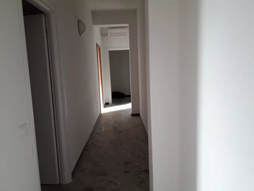 Immagine 10 di Ufficio in vendita  in toscoromagnola a Cascina