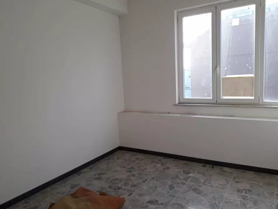 Immagine 11 di Ufficio in vendita  in toscoromagnola a Cascina