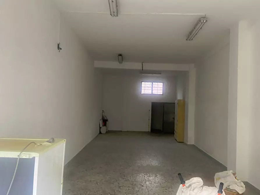 Immagine 5 di Magazzino in affitto  in Via Pasquale Poccianti a Livorno