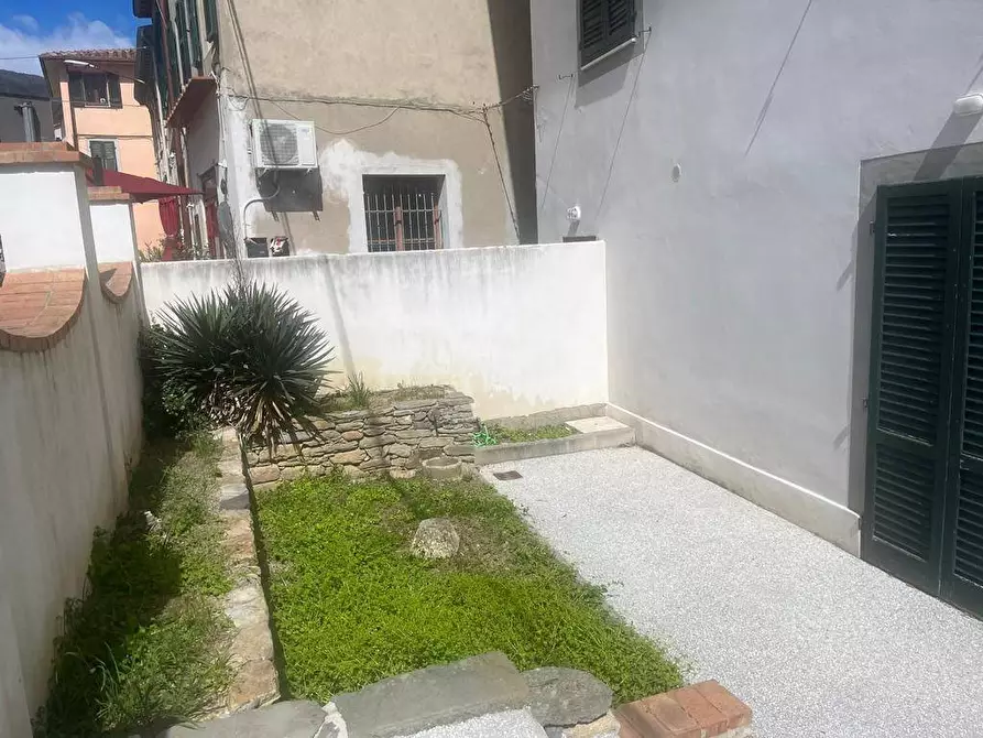 Immagine 10 di Appartamento in vendita  in Via Amerigo Vespucci a Pisa