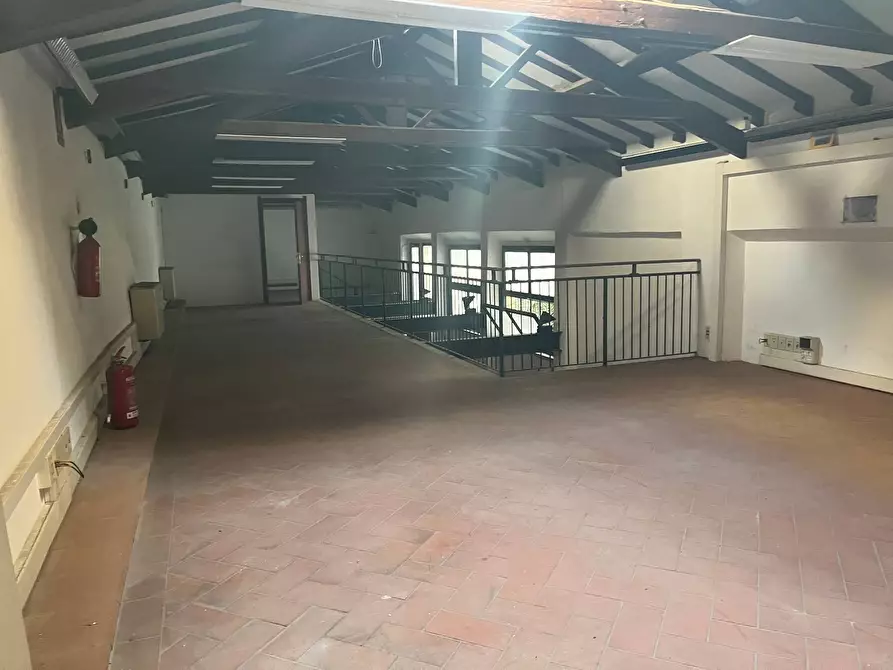 Immagine 3 di Magazzino in affitto  in Via La Nunziatina a Pisa