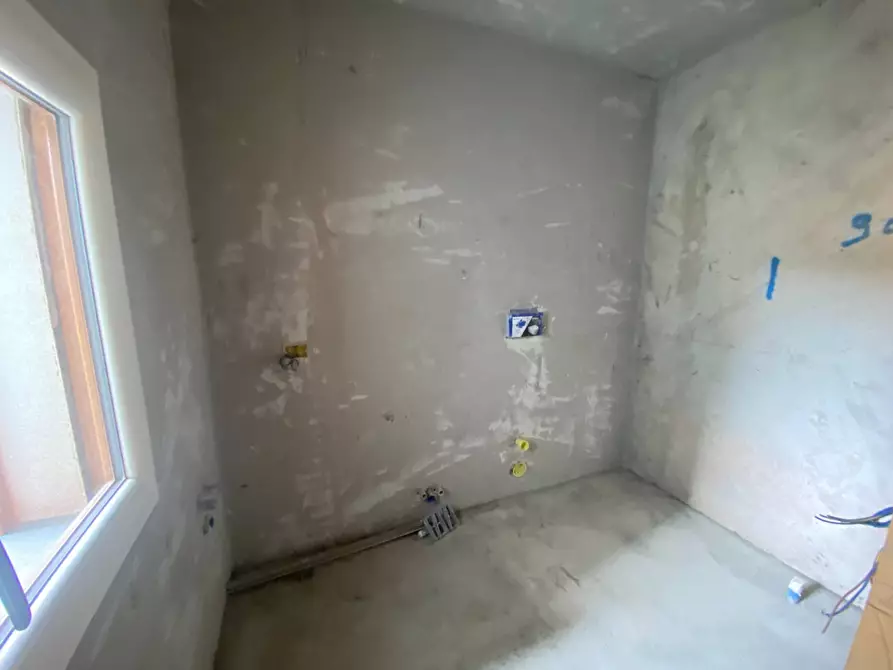 Immagine 17 di Casa indipendente in vendita  in Viale della Repubblica a Santa Maria A Monte