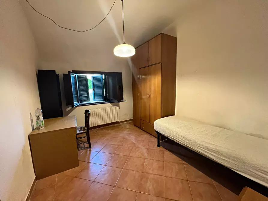 Immagine 13 di Camera in affitto  in Via Tommaso Rook a Pisa