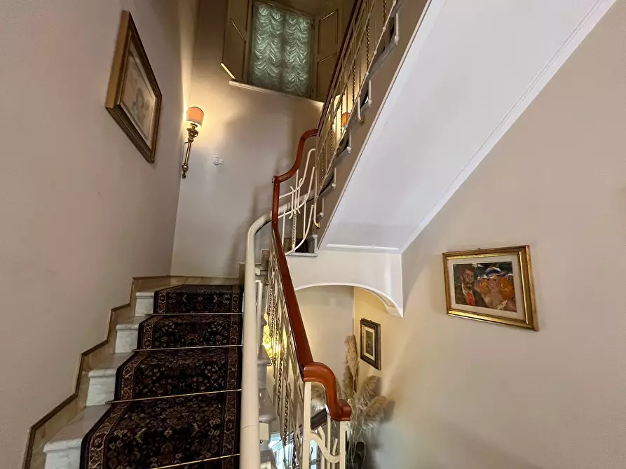 Immagine 24 di Villetta a schiera in vendita  in via di lima a Bagni Di Lucca