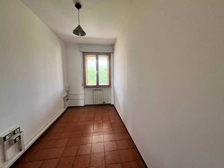 Immagine 17 di Appartamento in vendita  in via pergolesi a Cascina