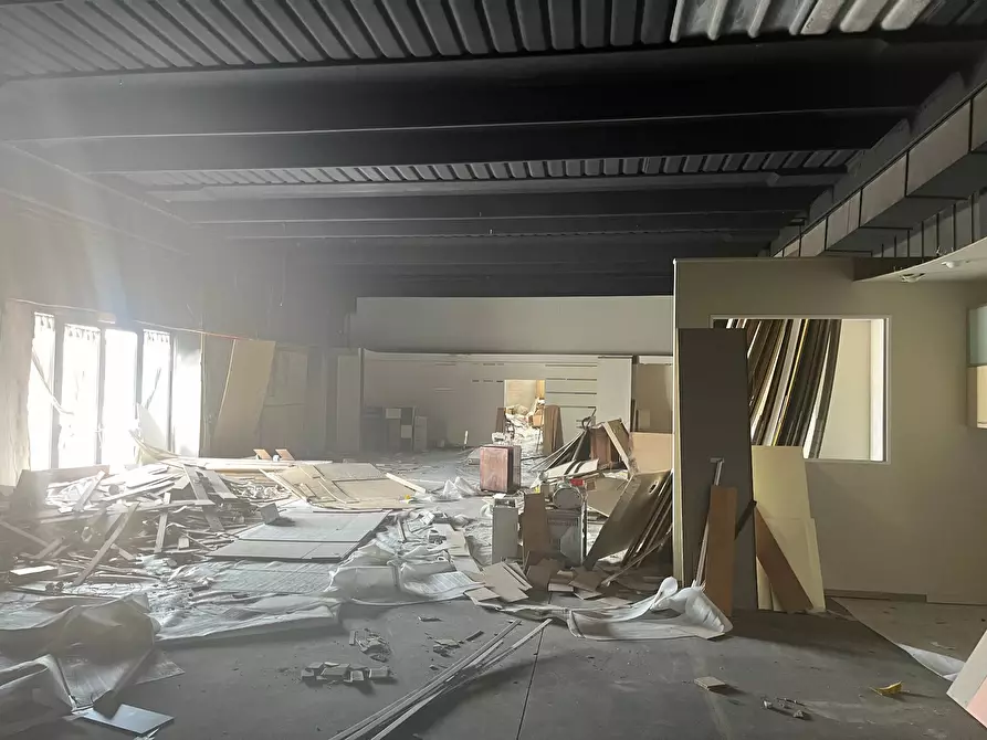 Immagine 5 di Attività commerciale in affitto  in via volterrana a Terricciola