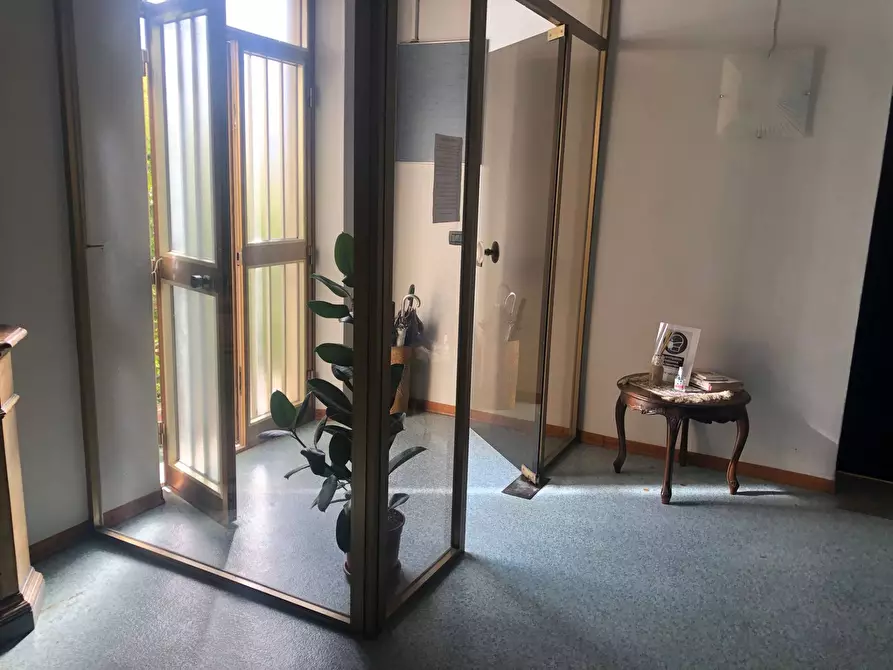 Immagine 6 di Ufficio in affitto  in via tosco romagnola a Cascina