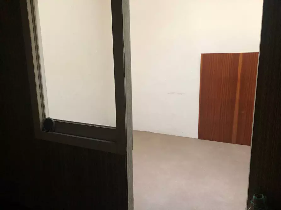 Immagine 7 di Ufficio in affitto  in via tosco romagnola a Cascina