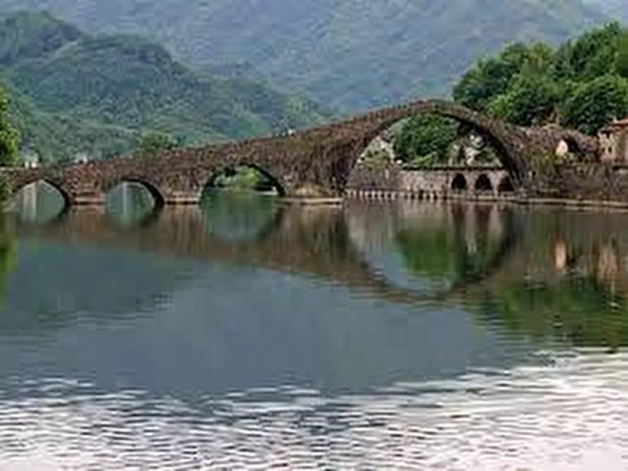 Immagine 7 di Casa indipendente in vendita  in via di pizzorna a Borgo A Mozzano