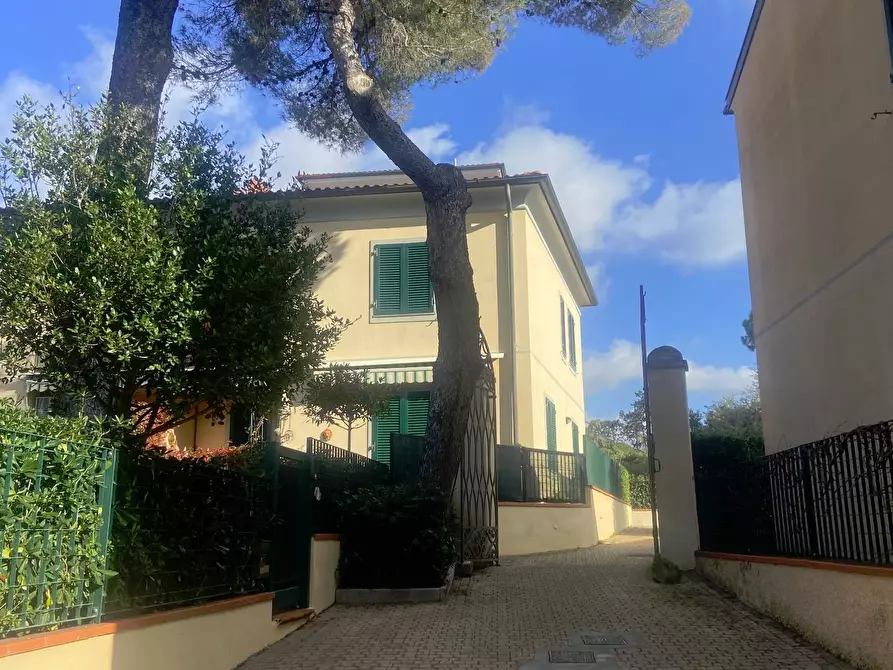 Immagine 4 di Appartamento in affitto  in Via Del Rosmarino a Livorno