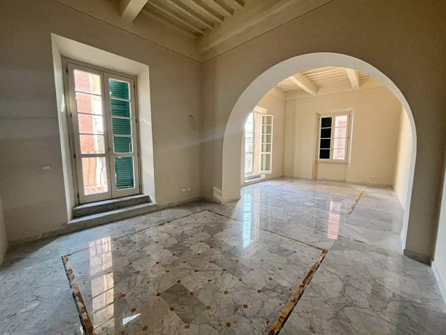 Immagine 3 di Appartamento in vendita  in piazza garibaldi a Pisa