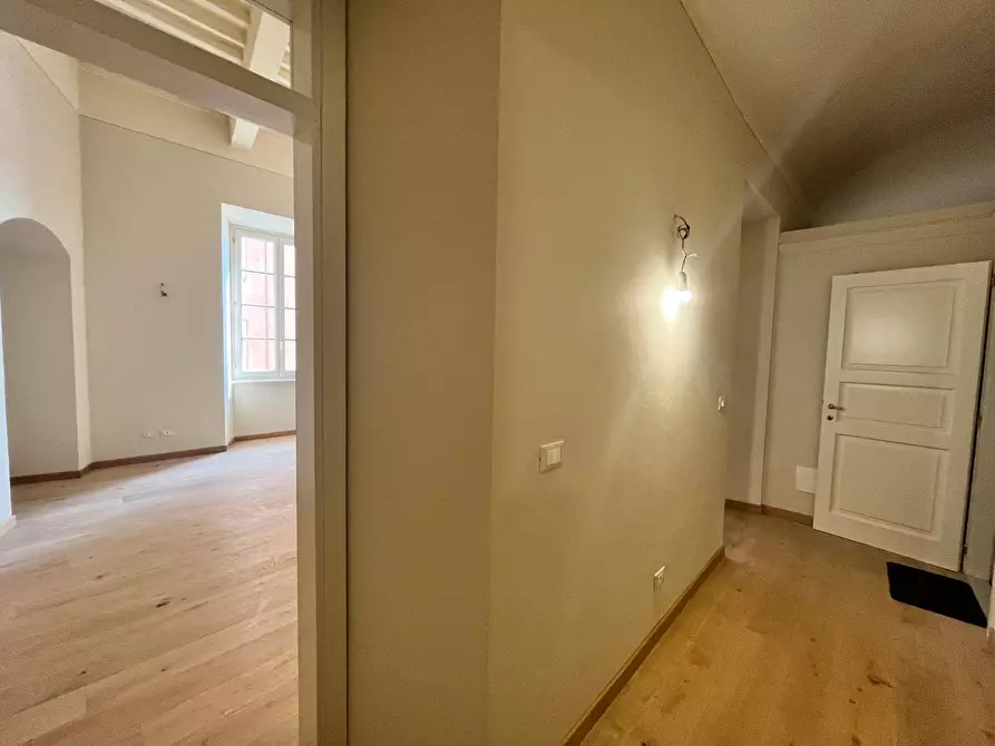 Immagine 17 di Appartamento in vendita  in piazza garibaldi a Pisa