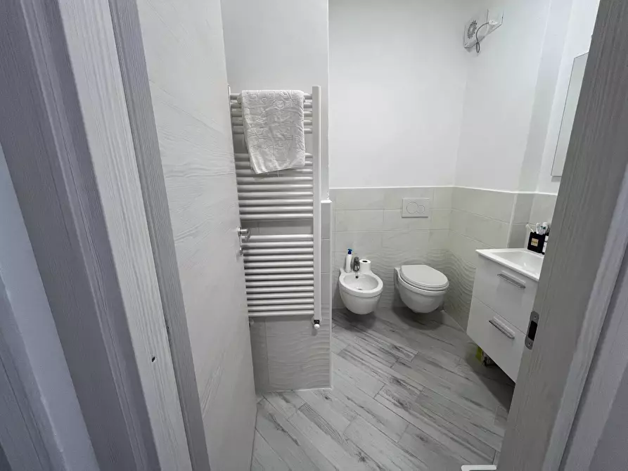 Immagine 9 di Appartamento in affitto  in Viale Del Tirreno a Pisa