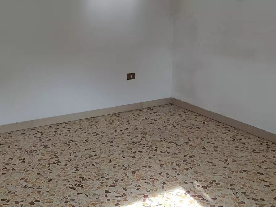 Immagine 6 di Appartamento in vendita  in Via Roma a Collesalvetti