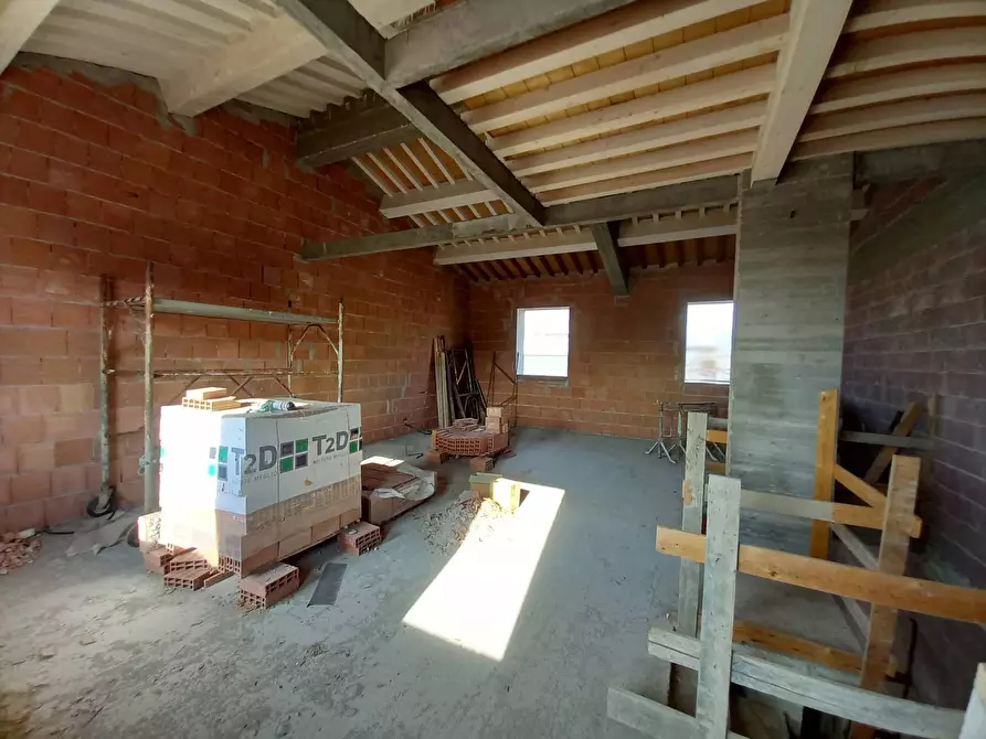 Immagine 6 di Casa indipendente in vendita  in Viale Giacomo Matteotti a Calcinaia