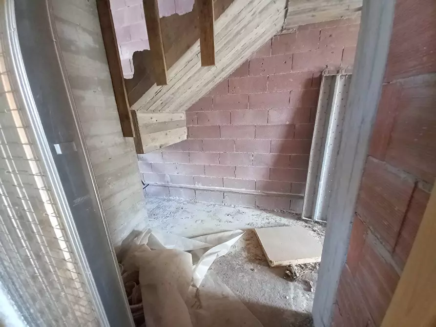 Immagine 7 di Casa indipendente in vendita  in Viale Giacomo Matteotti a Calcinaia