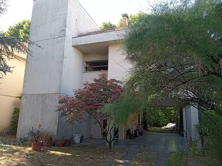 Immagine 3 di Villetta a schiera in vendita  in LUCCA a Lucca