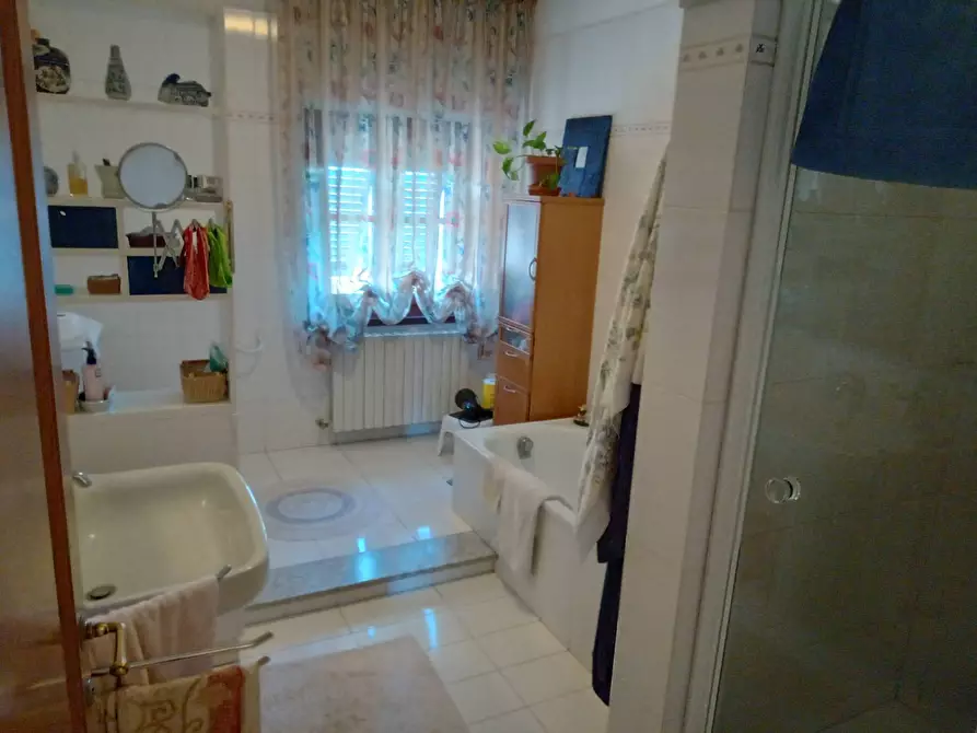 Immagine 17 di Villetta a schiera in vendita  in porcari a Porcari