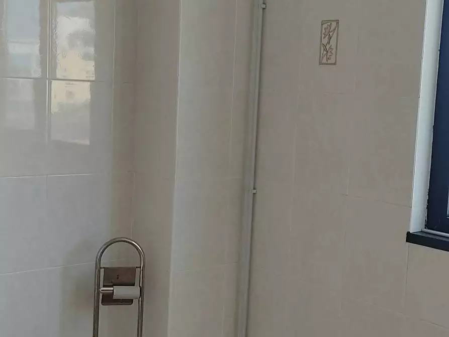 Immagine 10 di Ufficio in affitto  in Via S. Orlando a Livorno