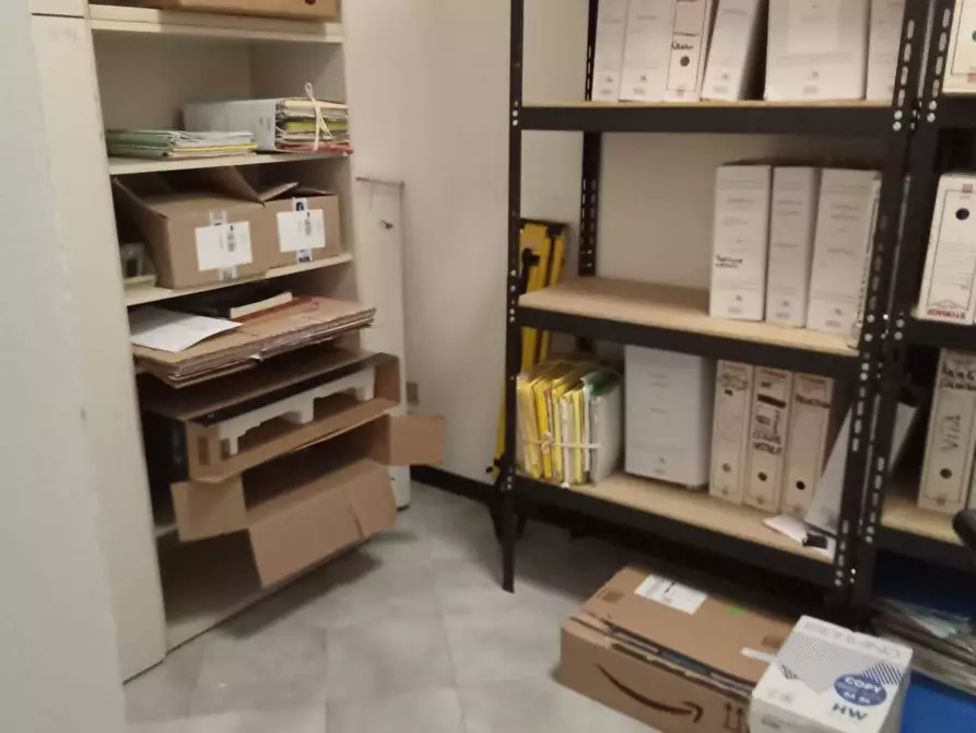 Immagine 6 di Ufficio in affitto  in Via Muratori a Livorno