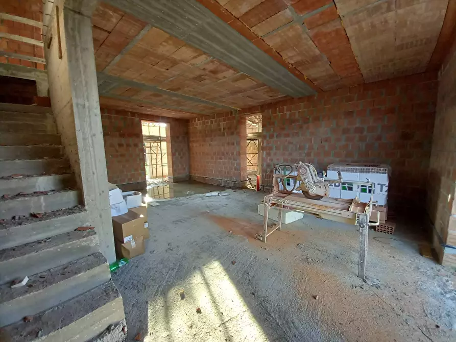 Immagine 2 di Villetta a schiera in vendita  in Via del popolo a Pontedera