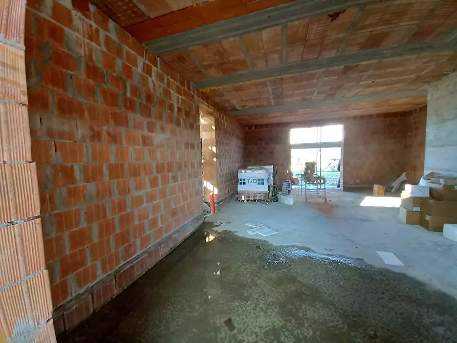 Immagine 8 di Villetta a schiera in vendita  in Via del popolo a Pontedera