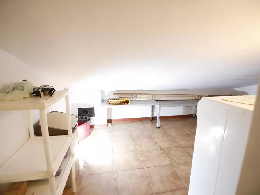 Immagine 17 di Appartamento in vendita  in Viale Del Tirreno a Pisa