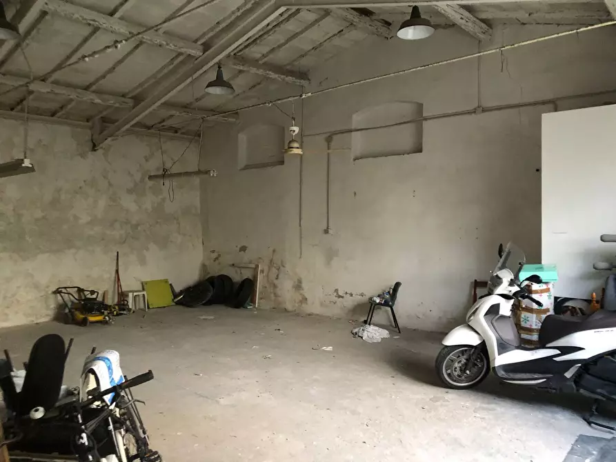 Immagine 7 di Attività commerciale in vendita  in via tosco romagnola a Cascina