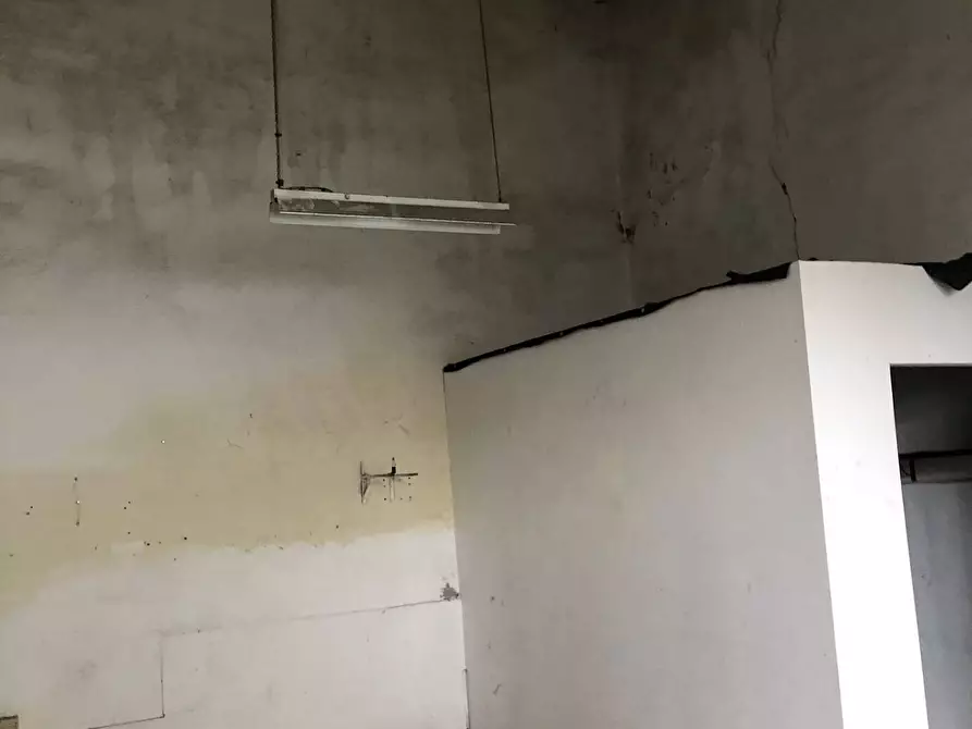 Immagine 10 di Attività commerciale in vendita  in via tosco romagnola a Cascina