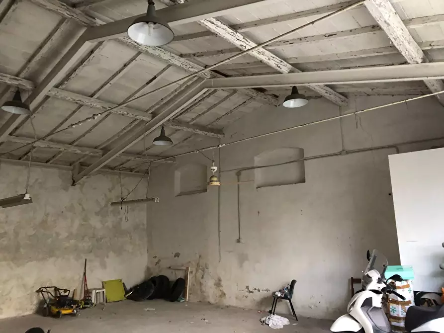 Immagine 12 di Attività commerciale in vendita  in via tosco romagnola a Cascina