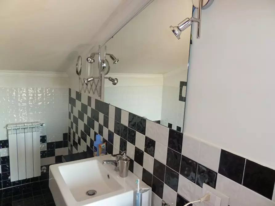 Immagine 23 di Casa indipendente in vendita  in chiesino a Pontedera