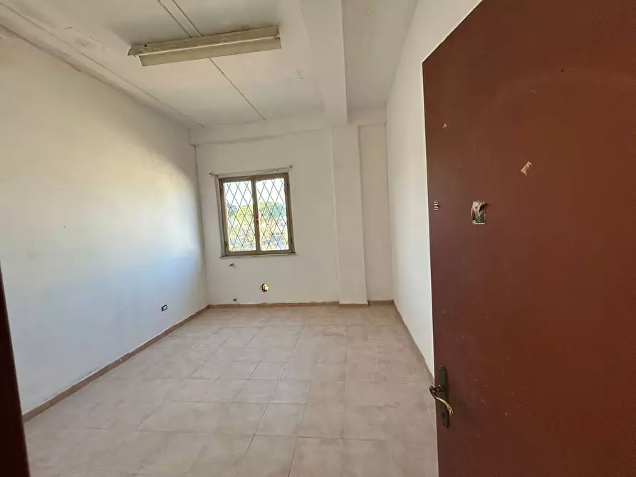 Immagine 19 di Attività commerciale in affitto  in Via Etruria a Cascina