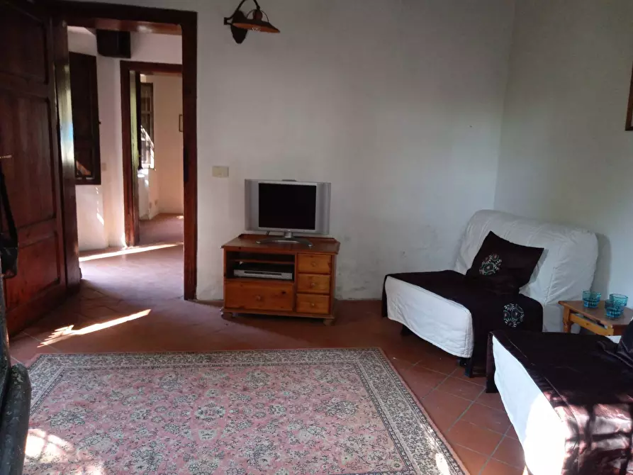 Immagine 6 di Villetta a schiera in vendita  in CAMPORGIANO a Camporgiano