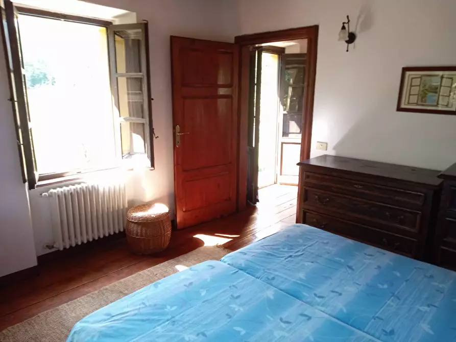 Immagine 22 di Villetta a schiera in vendita  in CAMPORGIANO a Camporgiano