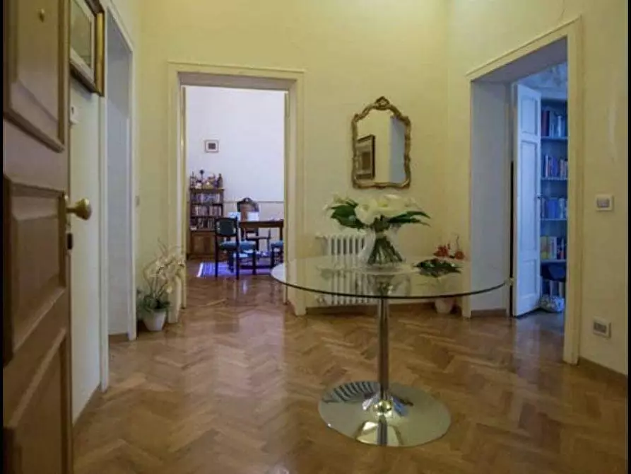 Immagine 4 di Appartamento in vendita  in Piazza Cavour a Livorno