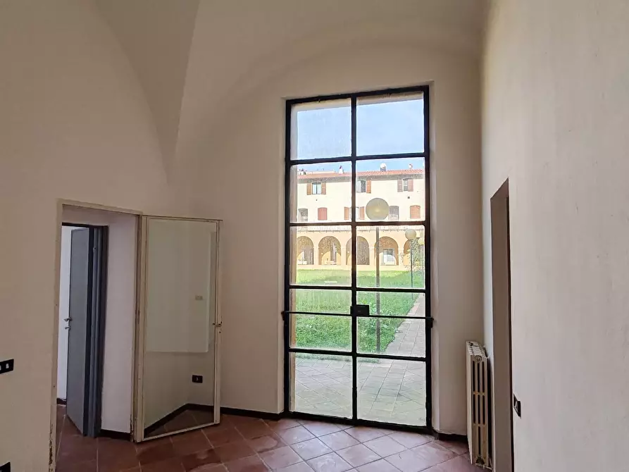 Immagine 3 di Appartamento in vendita  in corso italia a Pisa