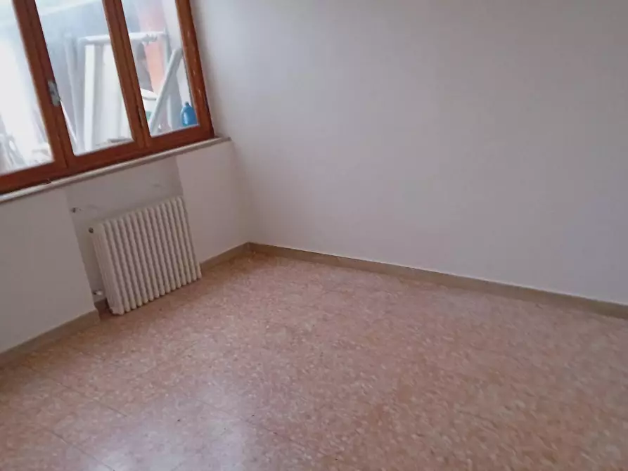 Immagine 5 di Appartamento in affitto  in via pesciatina a Lucca