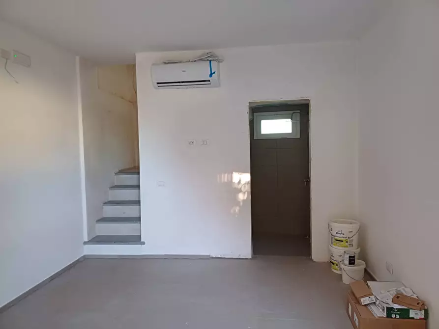 Immagine 4 di Casa indipendente in vendita  in via filippo turati a San Giuliano Terme