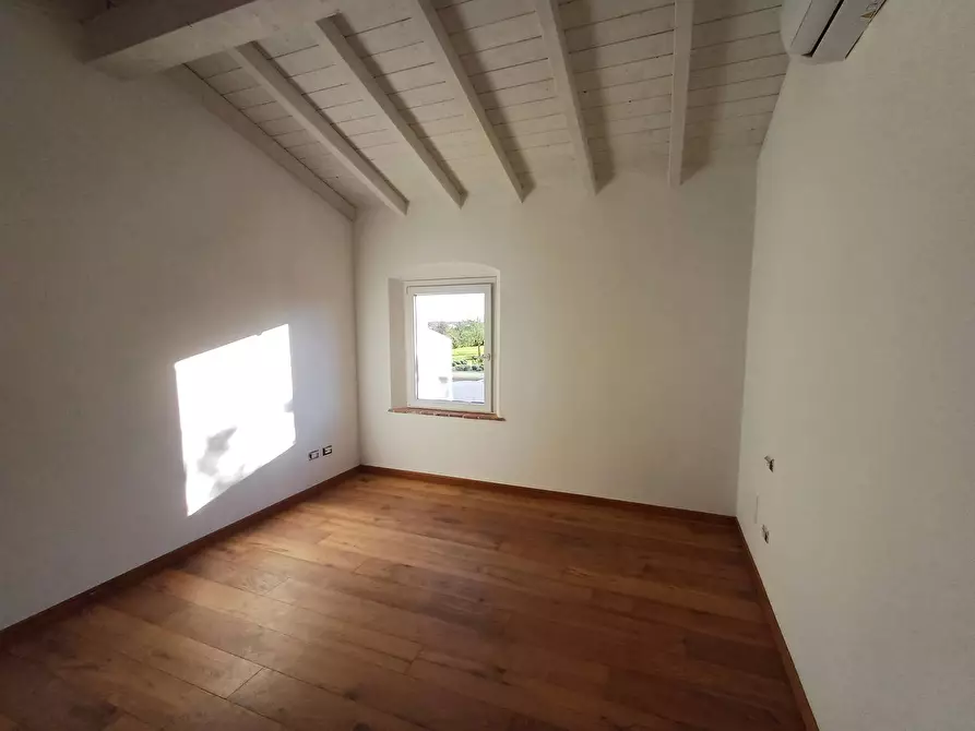 Immagine 10 di Casa indipendente in vendita  in via filippo turati a San Giuliano Terme