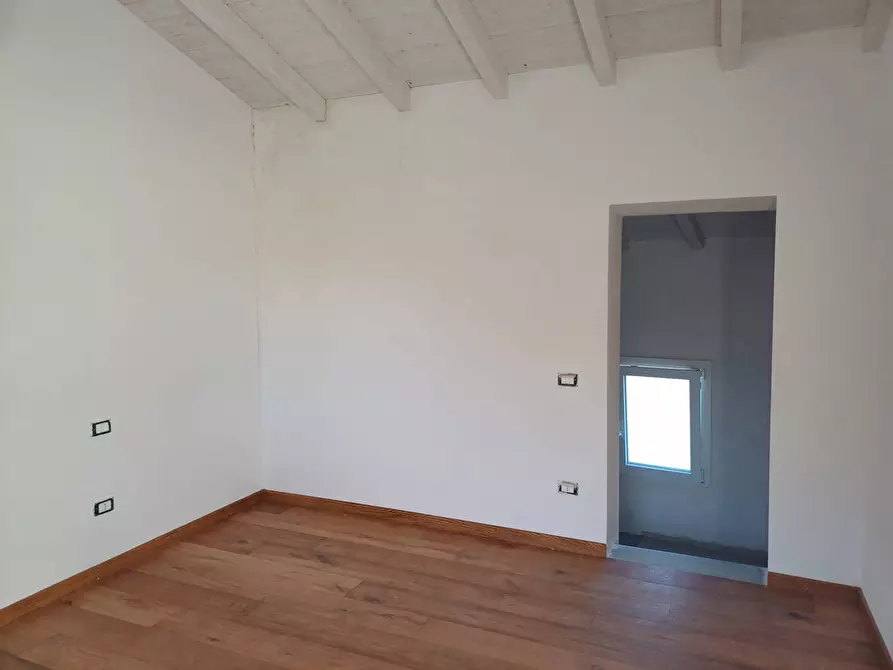 Immagine 12 di Casa indipendente in vendita  in via filippo turati a San Giuliano Terme